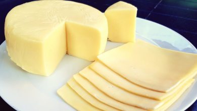 صورة طريقة عمل الجبنة الرومي في البيت بكل سهولة