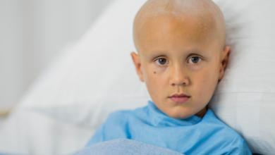 صورة علامات تحذيرية للإصابة بالسرطان عند الأطفال